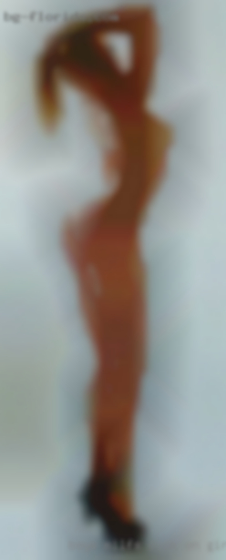 Boys milfs dick on girls pussy sprun near Westlake Ohio.