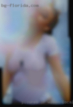 Picures of wimen local looking squirting.